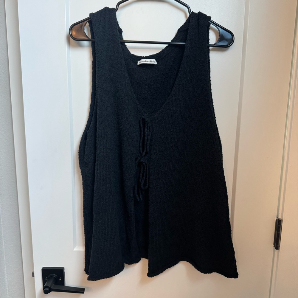 Abercrombie & Fitch - Black Tie Front Tank Top